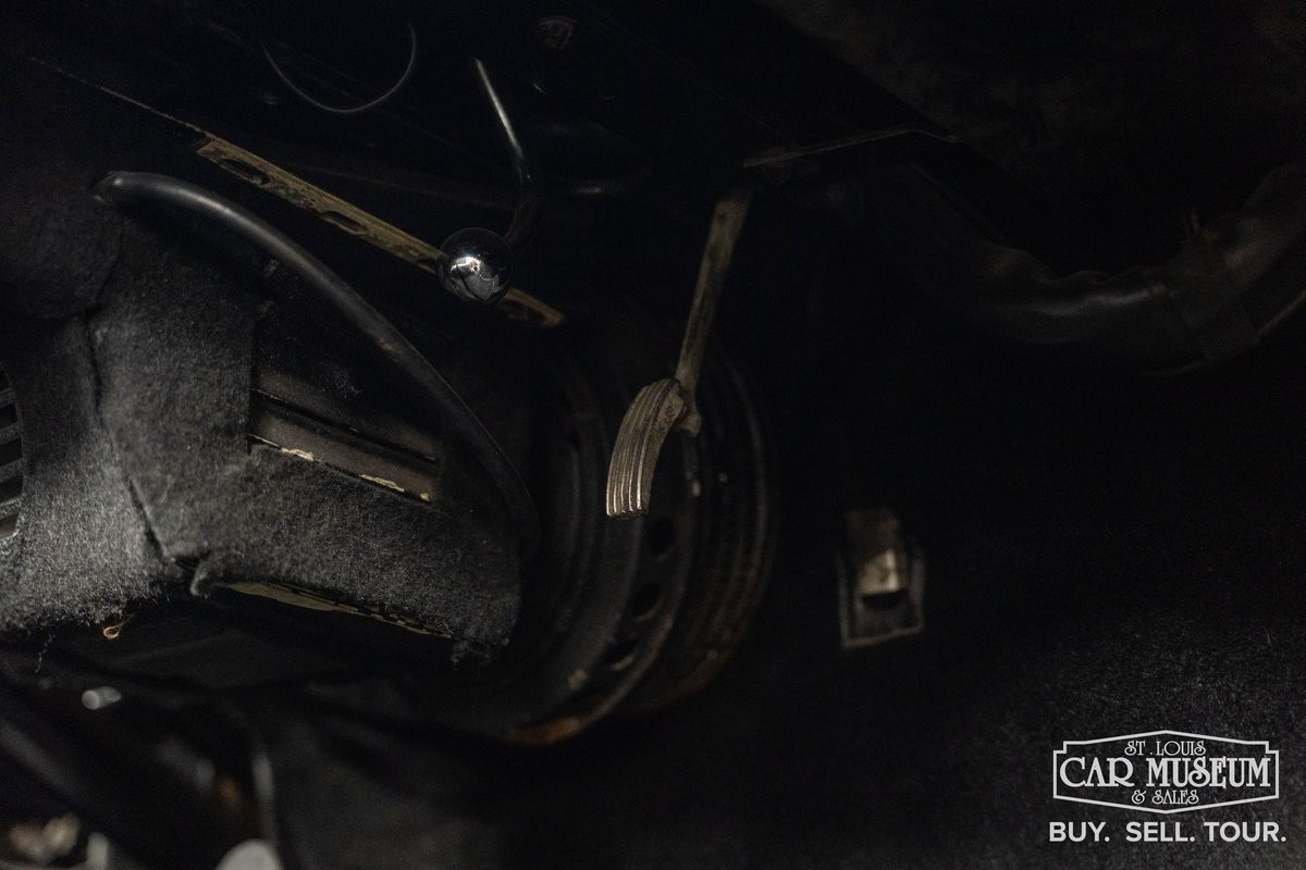 Bentley-Mark-VI-1950-36