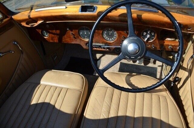 Bentley-R-Type-1953-Drophead-Coupe-4