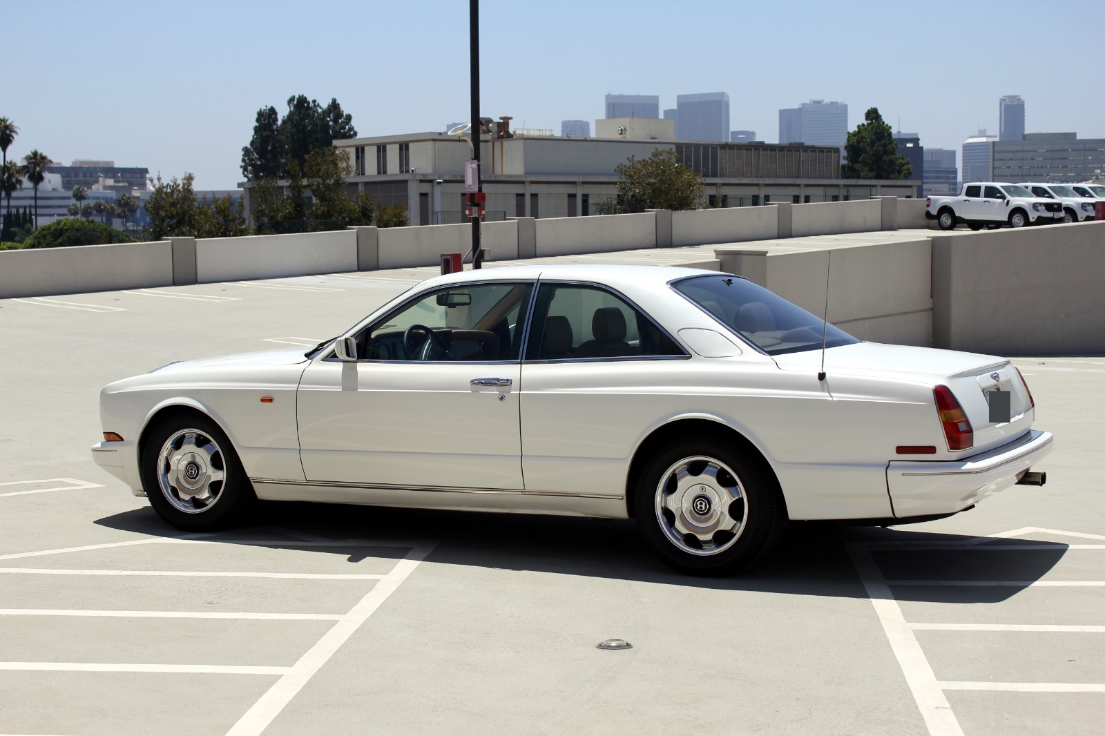 Bentley-Turbo-R-1995-Coupe-4