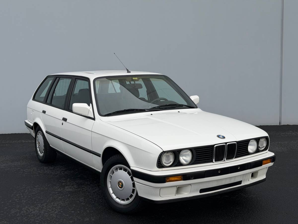 Bmw-1990-white-6