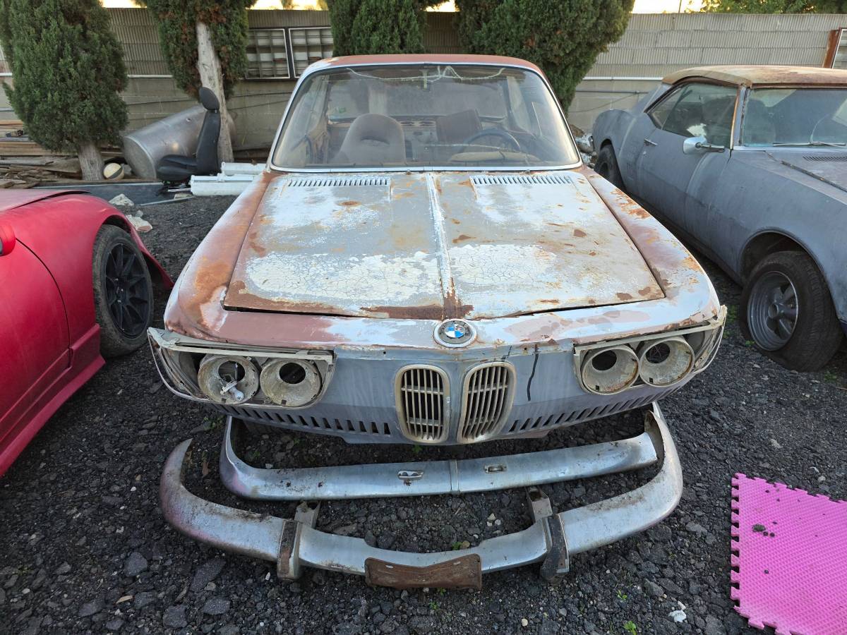 Bmw-2000-hybrid-1967