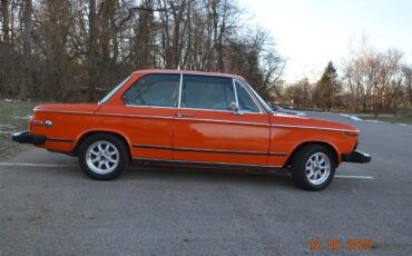 Bmw-2002-1974-Orange-Black-1