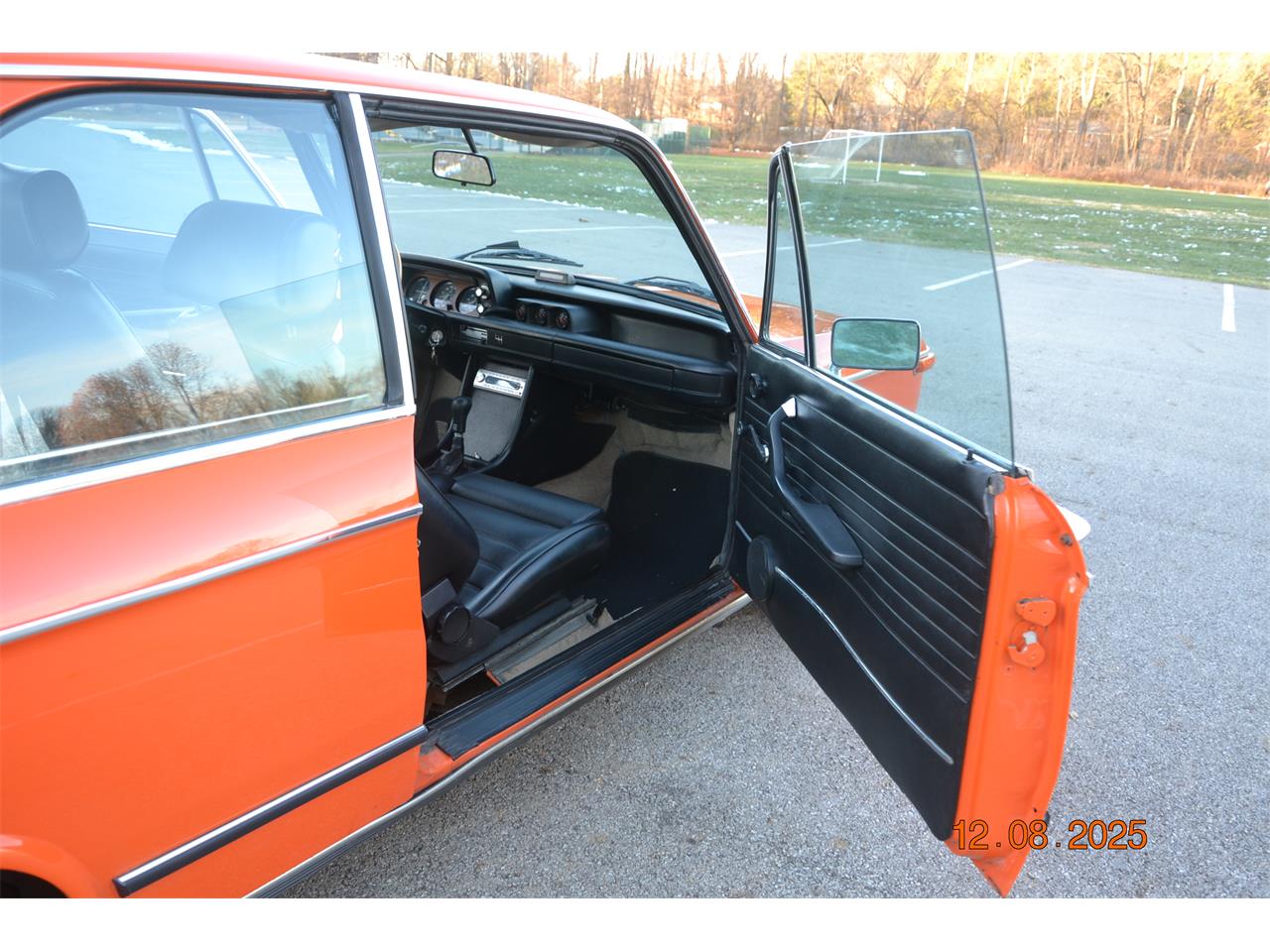 Bmw-2002-1974-Orange-Black-3