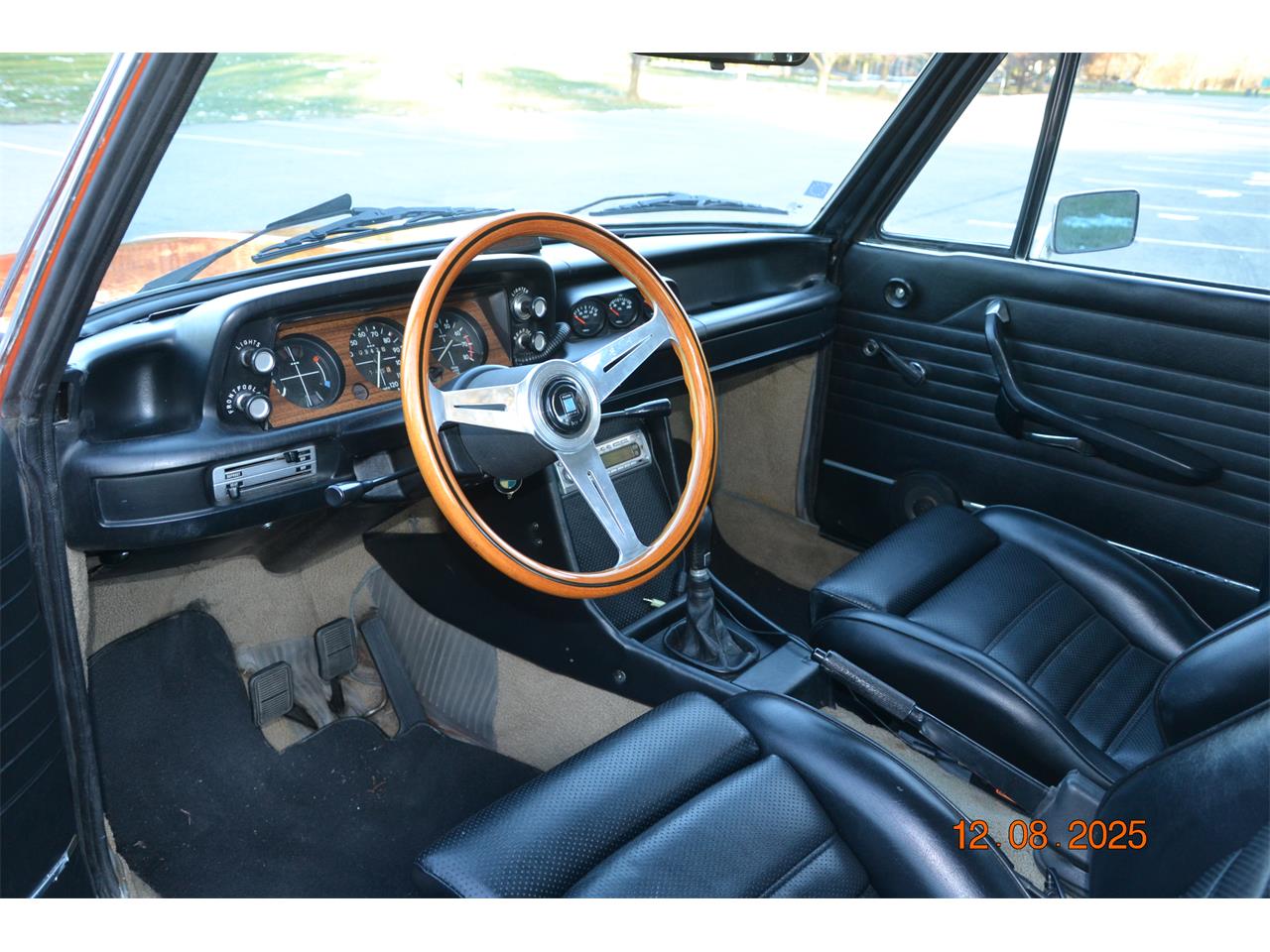 Bmw-2002-1974-Orange-Black-7