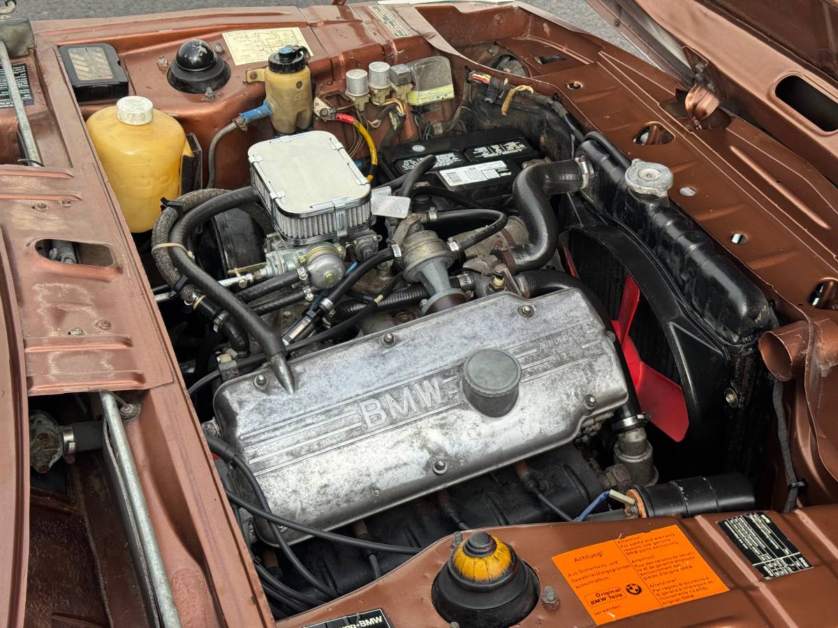 Bmw-2002-1975-brown-11