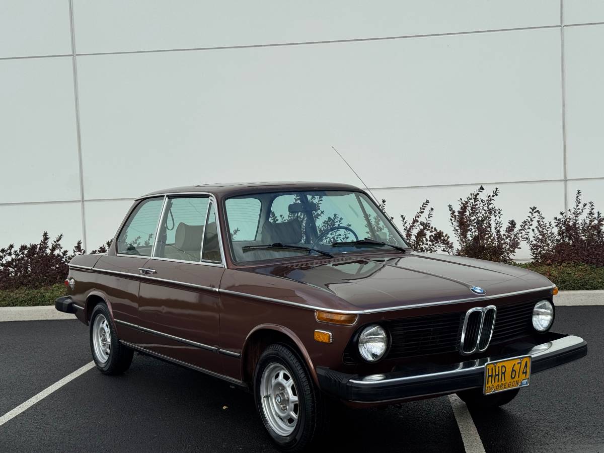 Bmw-2002-1975-brown-2