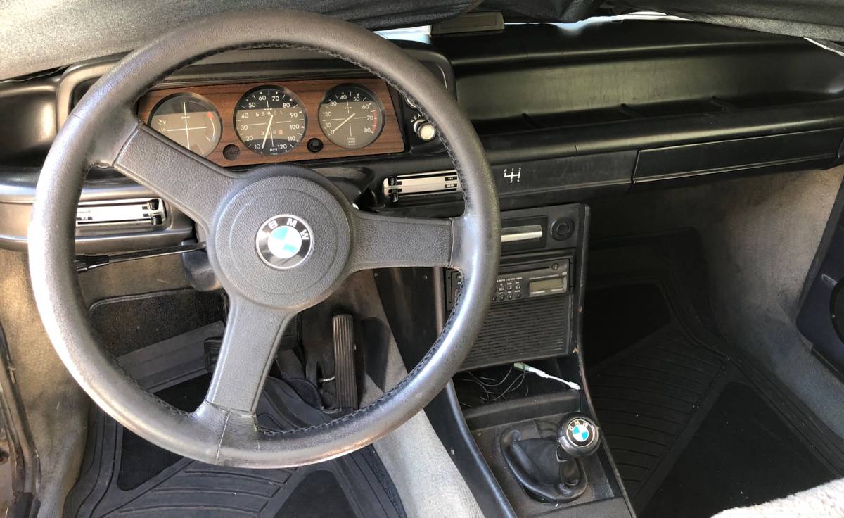 Bmw-2002-1976-blue-9