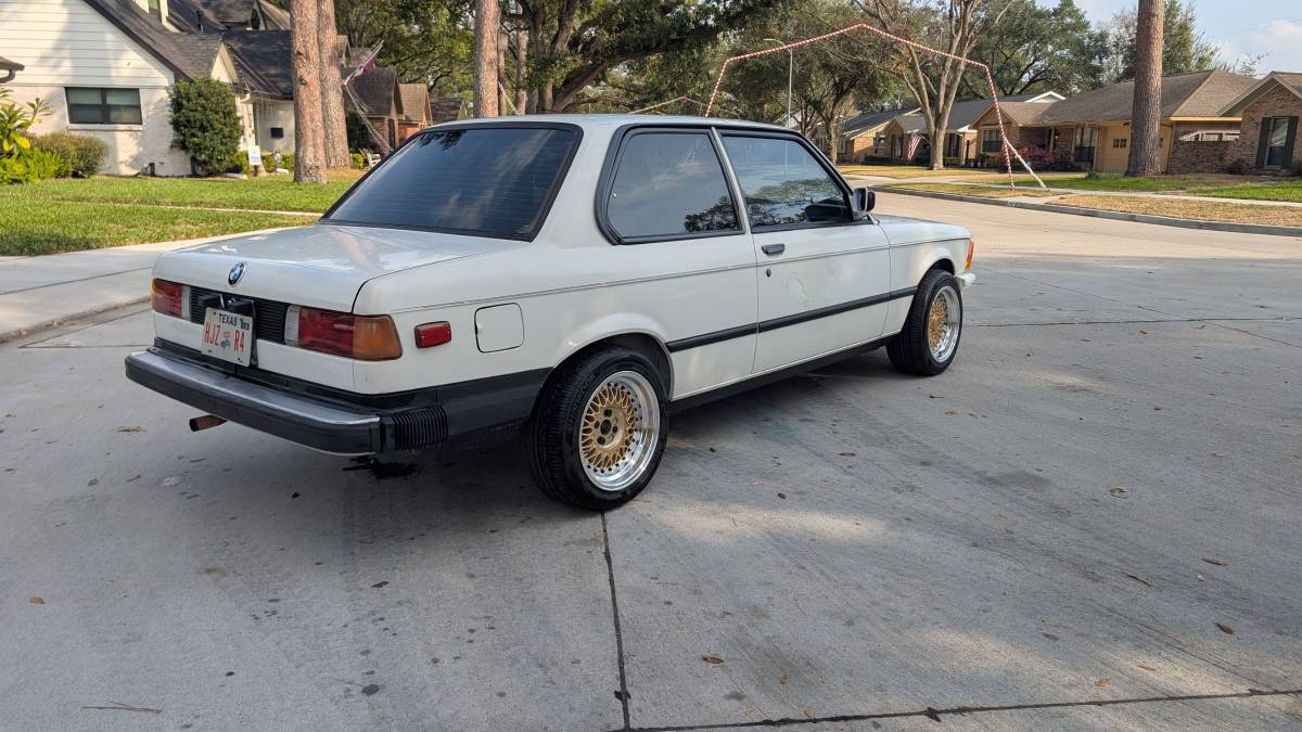 Bmw-3-series-1982-white-2