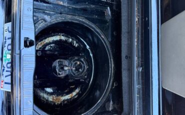 Bmw-318i-1991-black-14