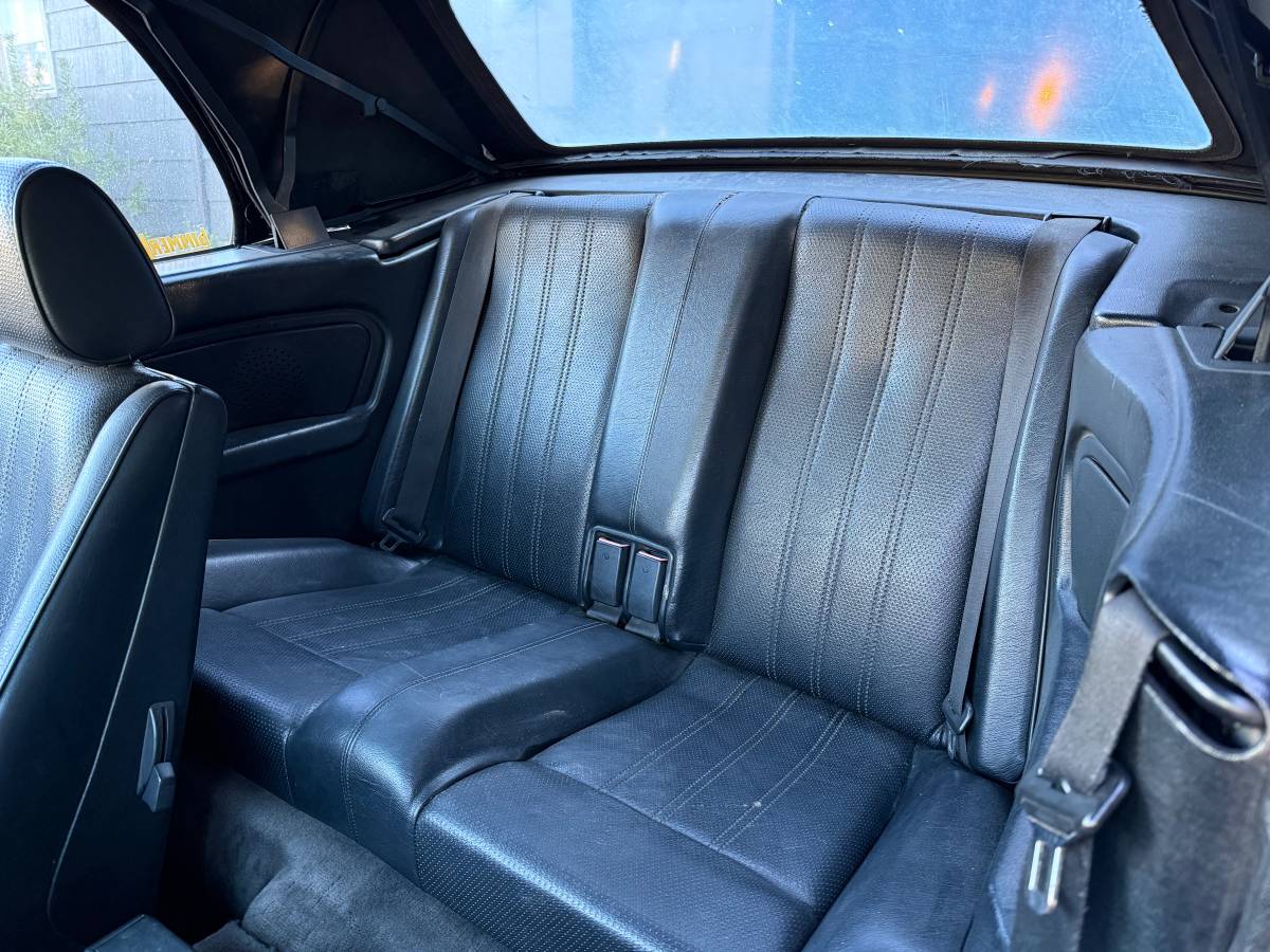 Bmw-318i-1991-black-8