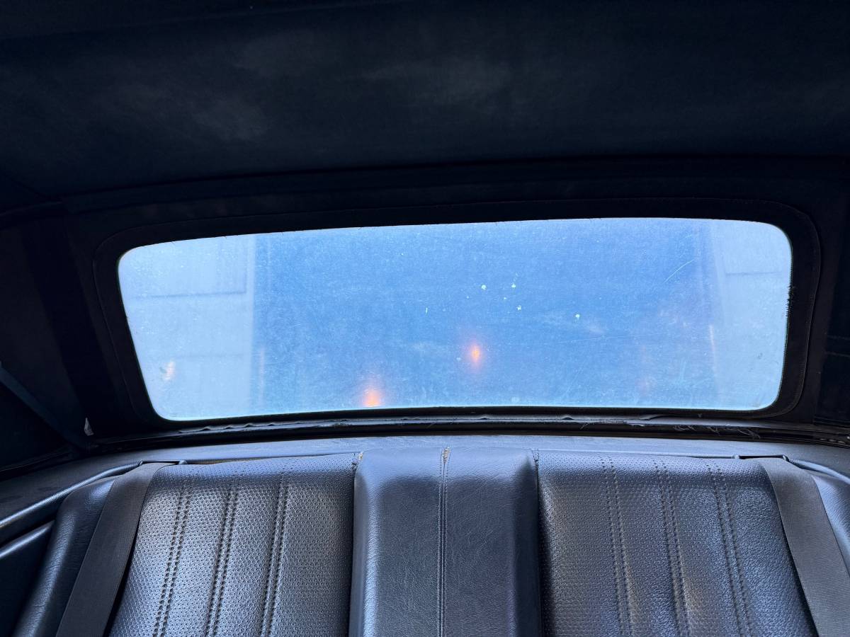 Bmw-318i-1991-black-9