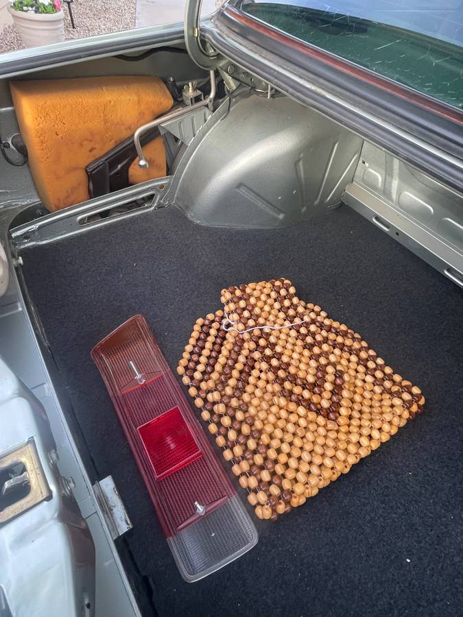 Bmw-320i-1982-custom-20