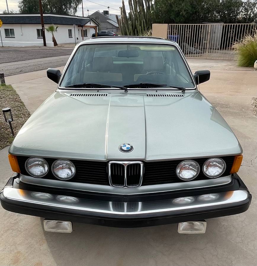 Bmw-320i-1982-custom-6