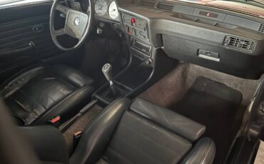 Bmw-320i-1983-black-1