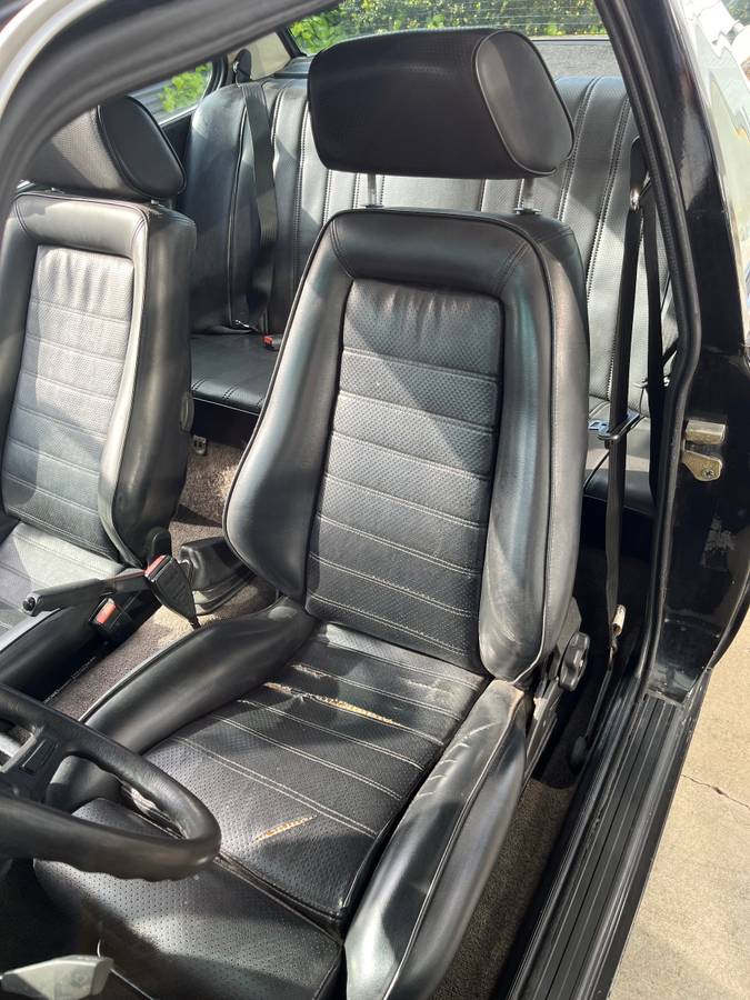 Bmw-320i-1983-black-11