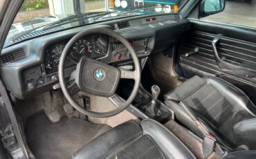 Bmw-320i-1983-black-15