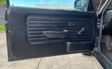 Bmw-320i-1983-black-16