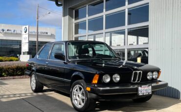 Bmw-320i-1983-black-4