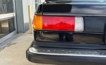 Bmw-320i-1983-black-9