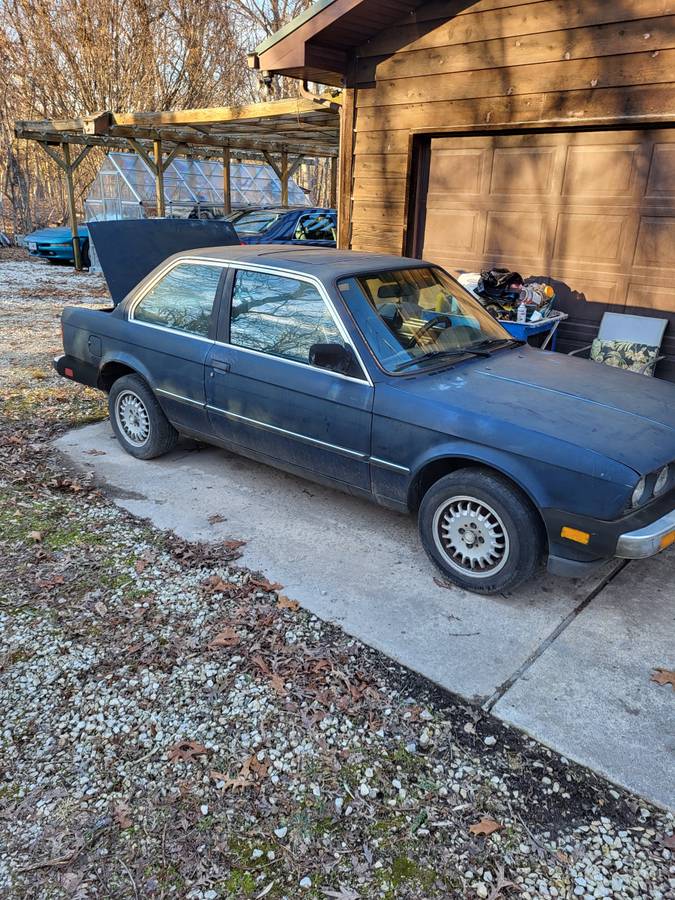 Bmw-325-e-1984-blue-2
