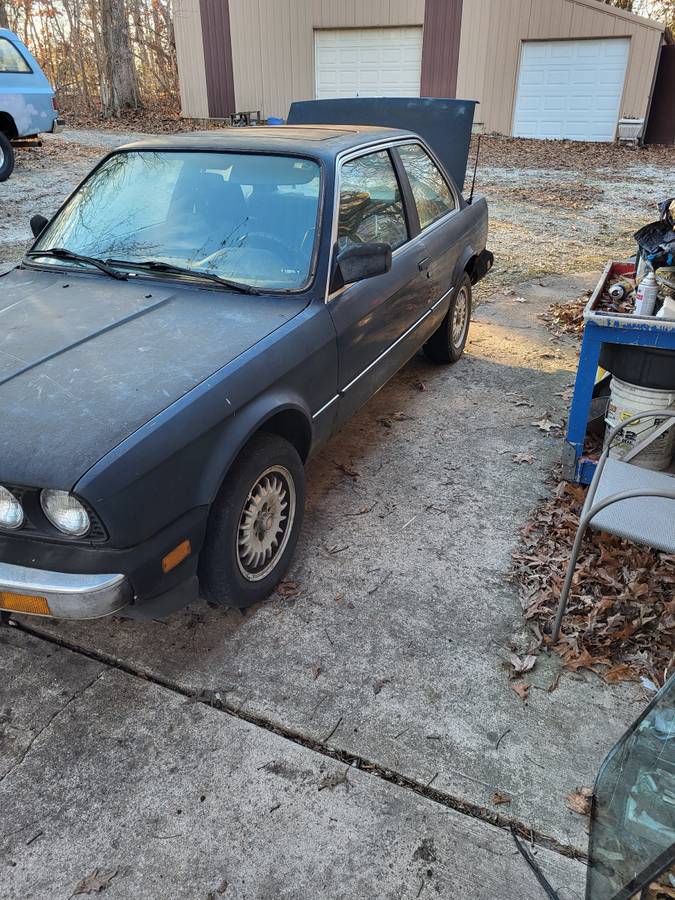 Bmw-325-e-1984-blue