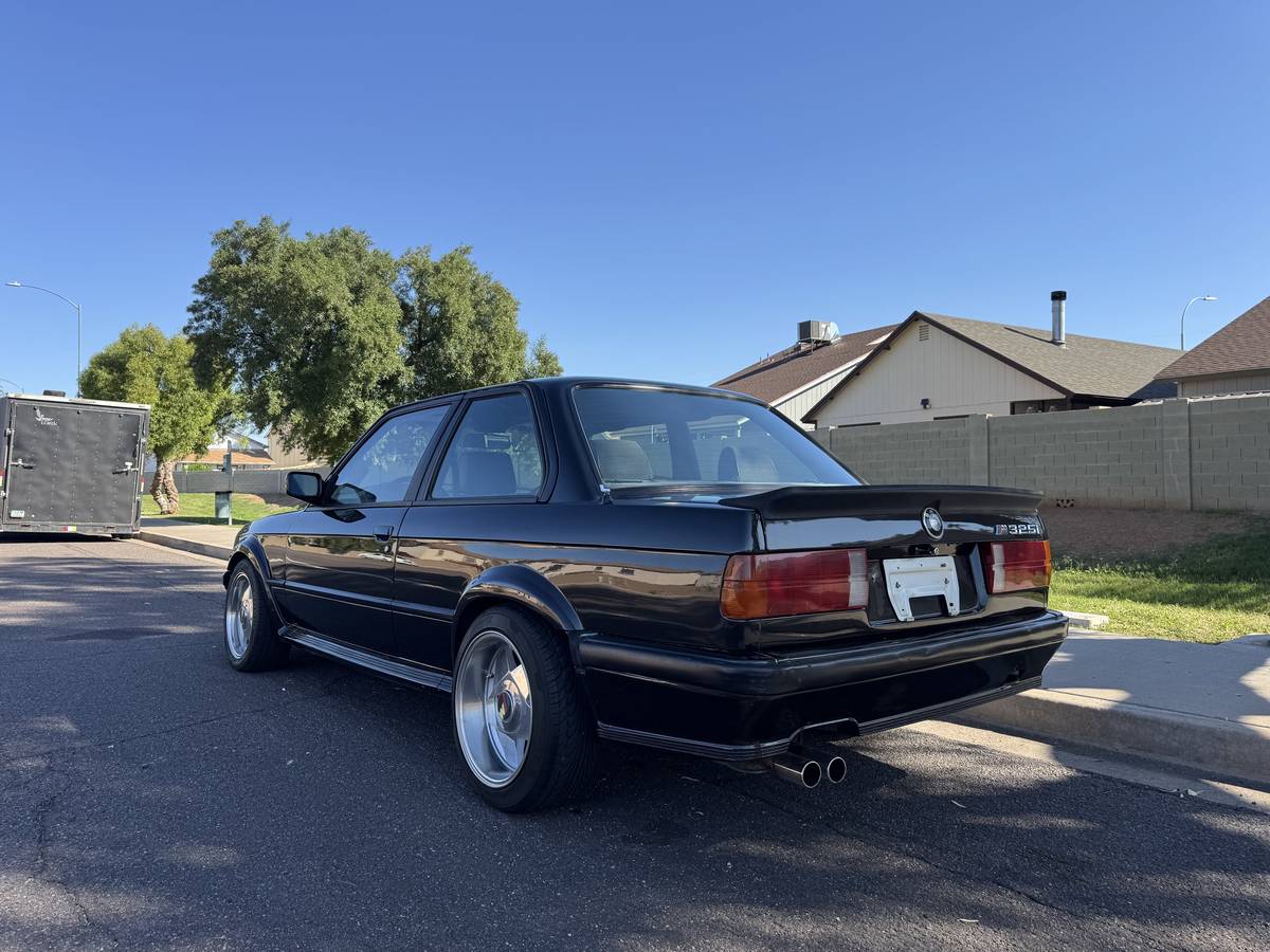 Bmw-325i-1987-5