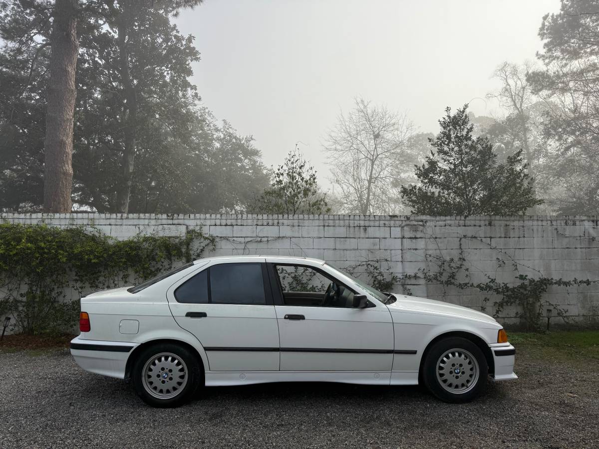 Bmw-325i-1992-3
