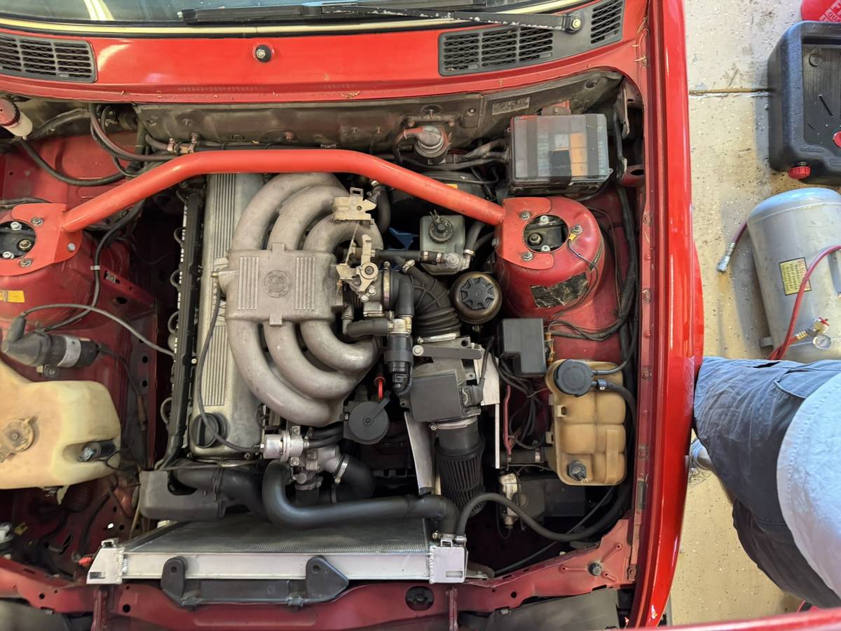 Bmw-325is-1989-red-9