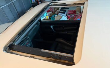 Bmw-325is-1990-white-17