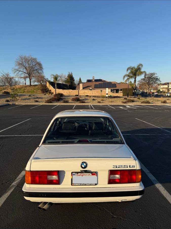 Bmw-325is-1990-white-6