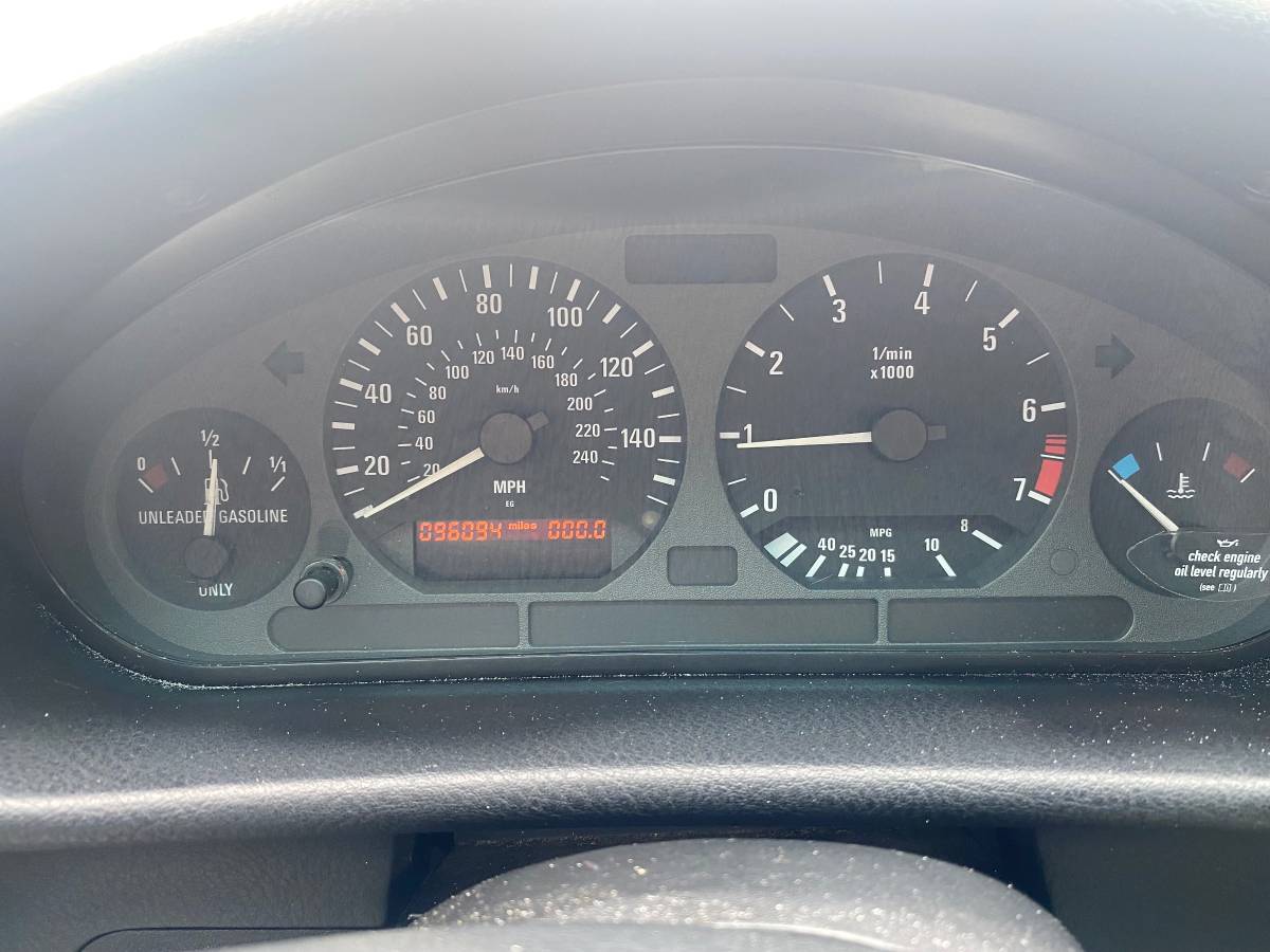 Bmw-328i-1994-black-15