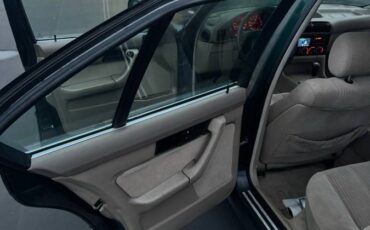 Bmw-525i-1992-green-10