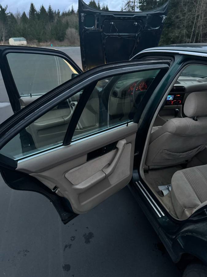 Bmw-525i-1992-green-10