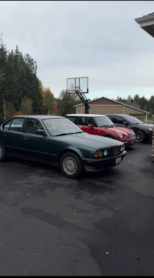 Bmw-525i-1992-green-17