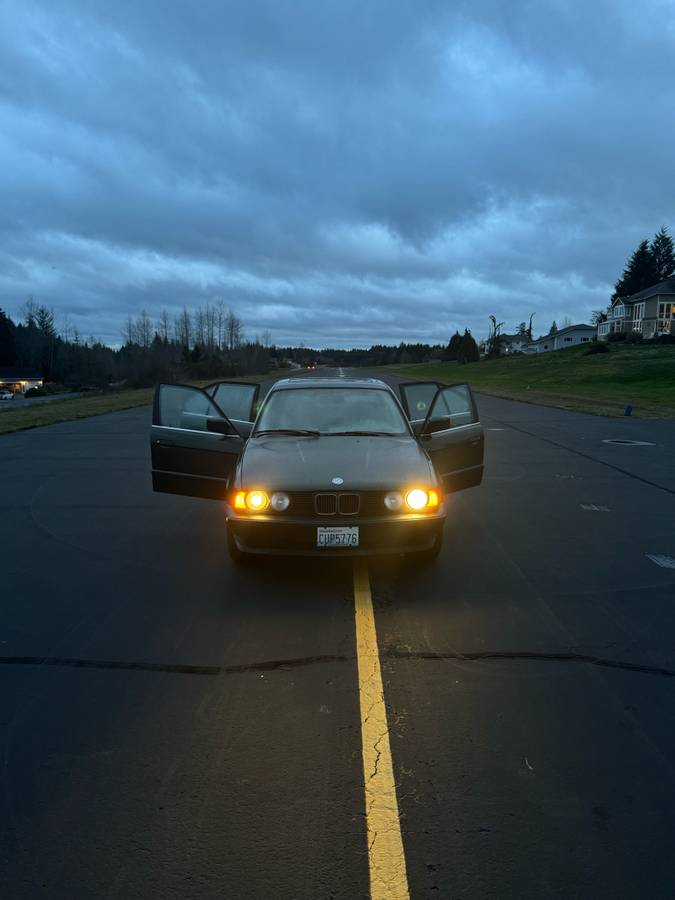 Bmw-525i-1992-green-3