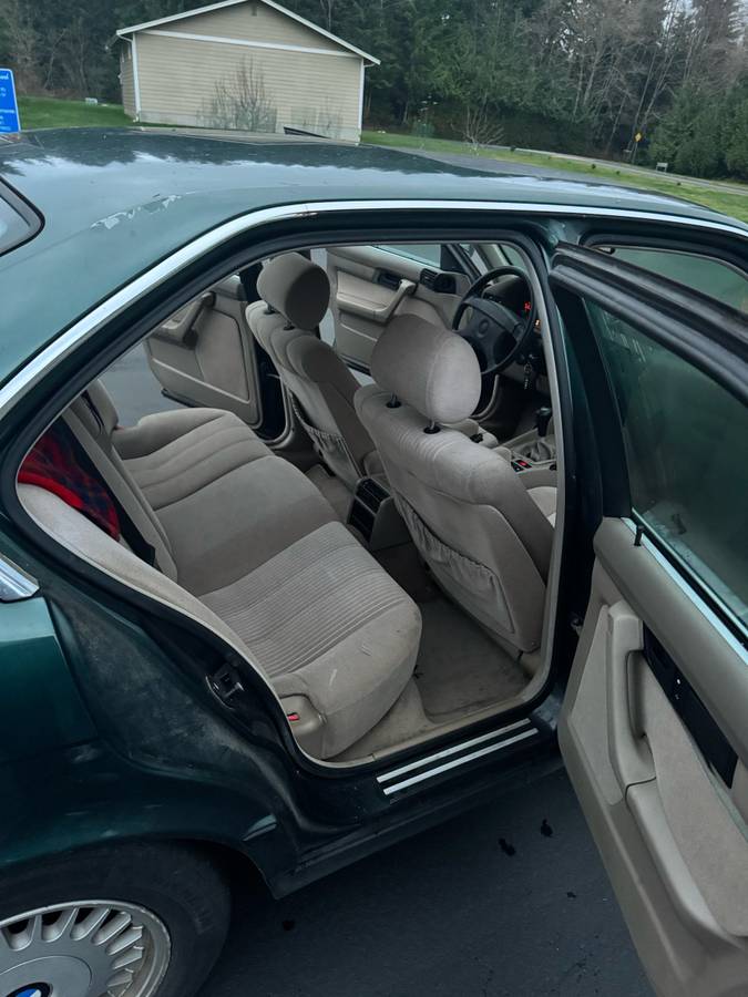 Bmw-525i-1992-green-9
