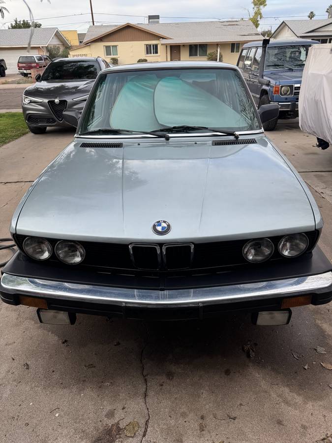 Bmw-528-1982-blue-5