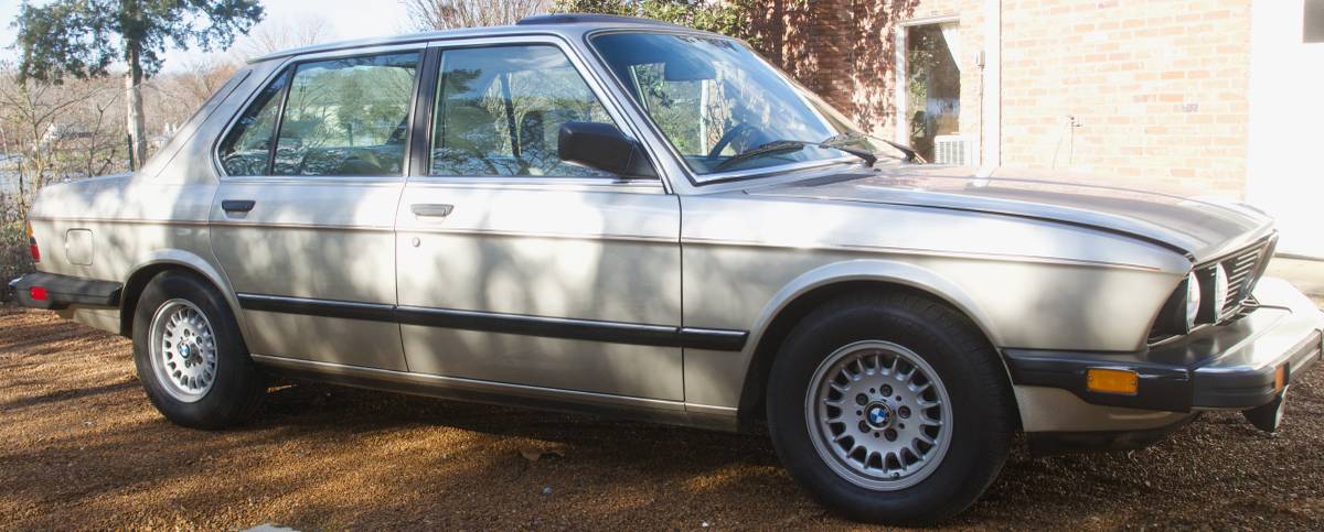 Bmw-528e-1986-silver-1