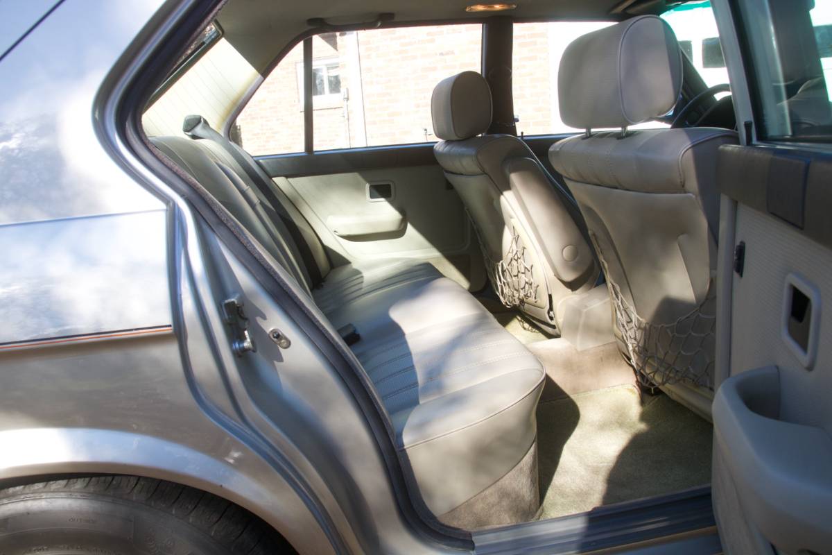 Bmw-528e-1986-silver-12