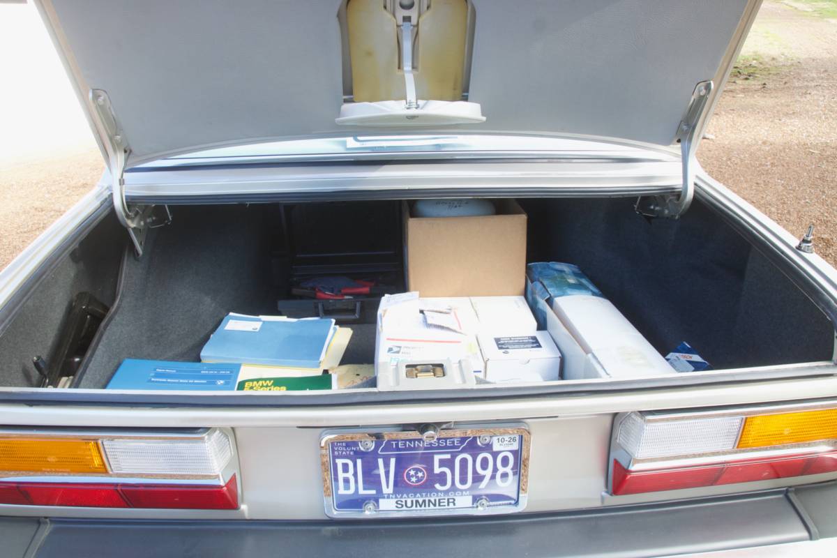 Bmw-528e-1986-silver-5