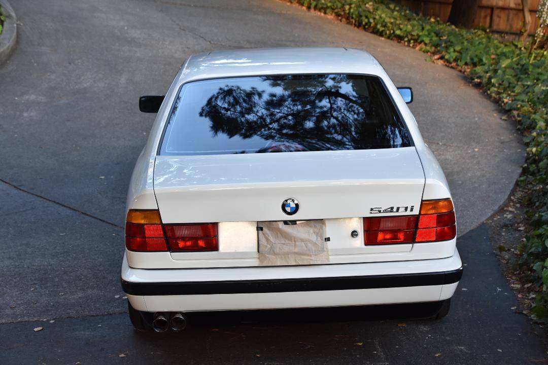 Bmw-540i-1994-white-5
