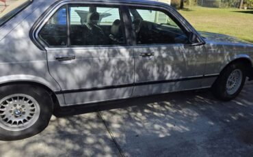 Bmw-735i-1985-grey-3