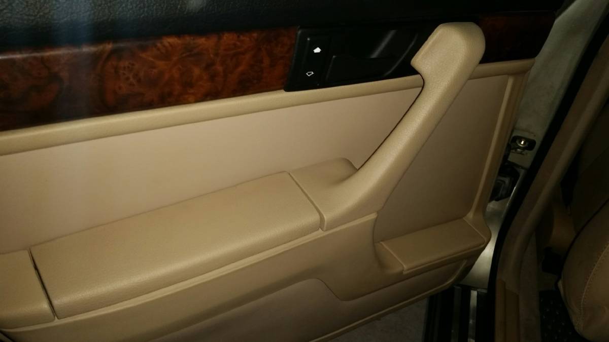 Bmw-735i-1990-brown-23