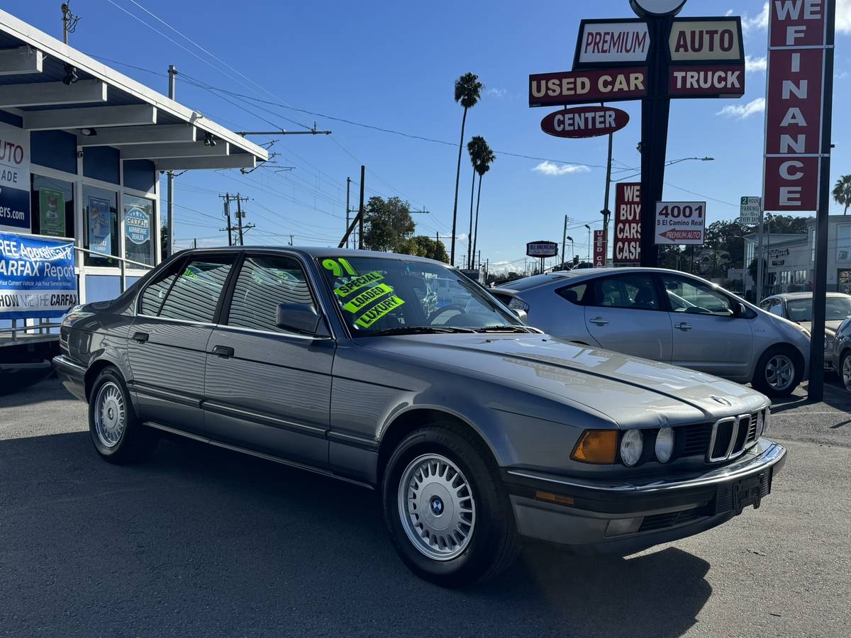 Bmw-735i-1991-silver-4