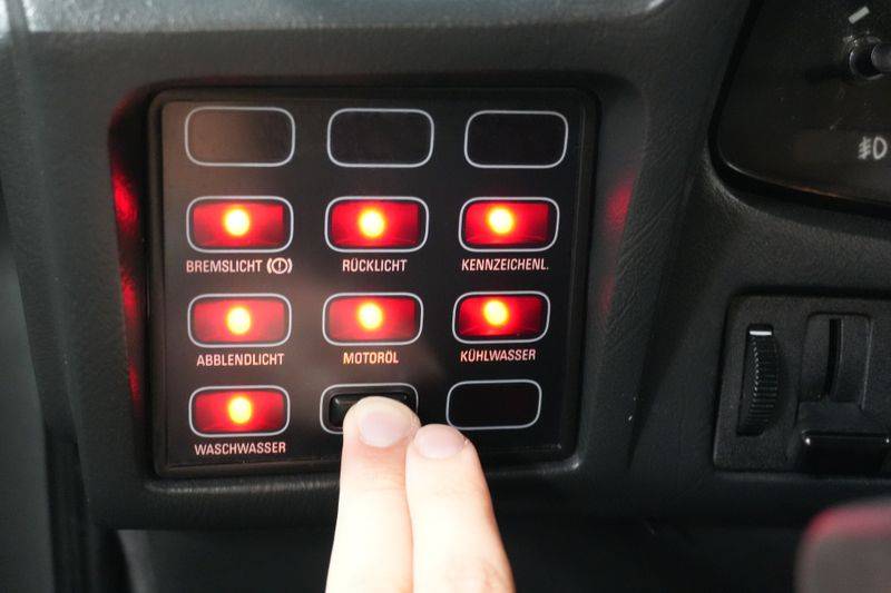 Bmw-745i-turbo-1985-grey-2