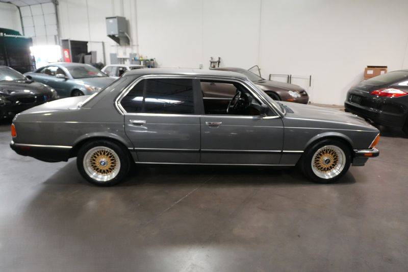 Bmw-745i-turbo-1985-grey-7
