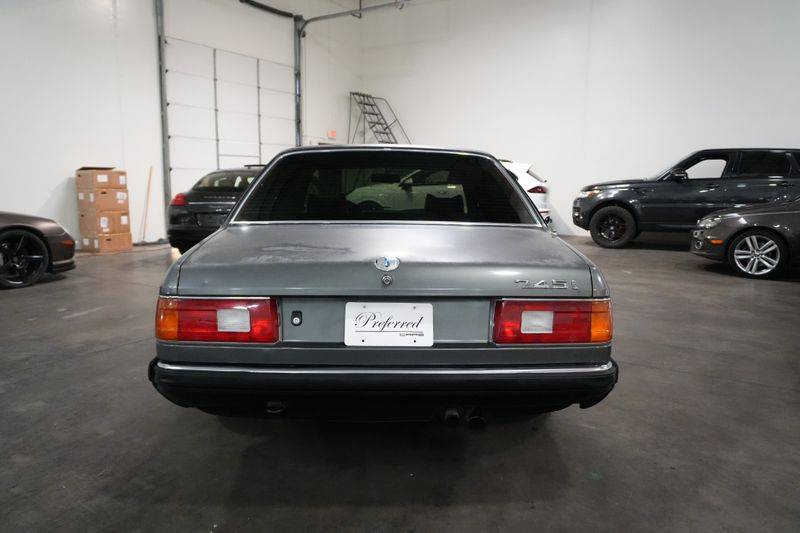 Bmw-745i-turbo-1985-grey-9
