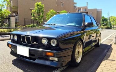 Bmw-M3-1988-Black-Cream-3