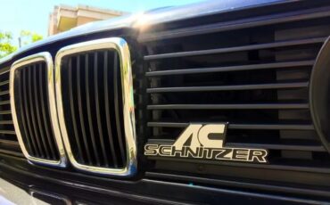 Bmw-M3-1988-Black-Cream-8