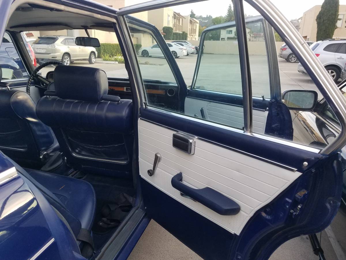 Bmw-bavaria-1972-blue-12